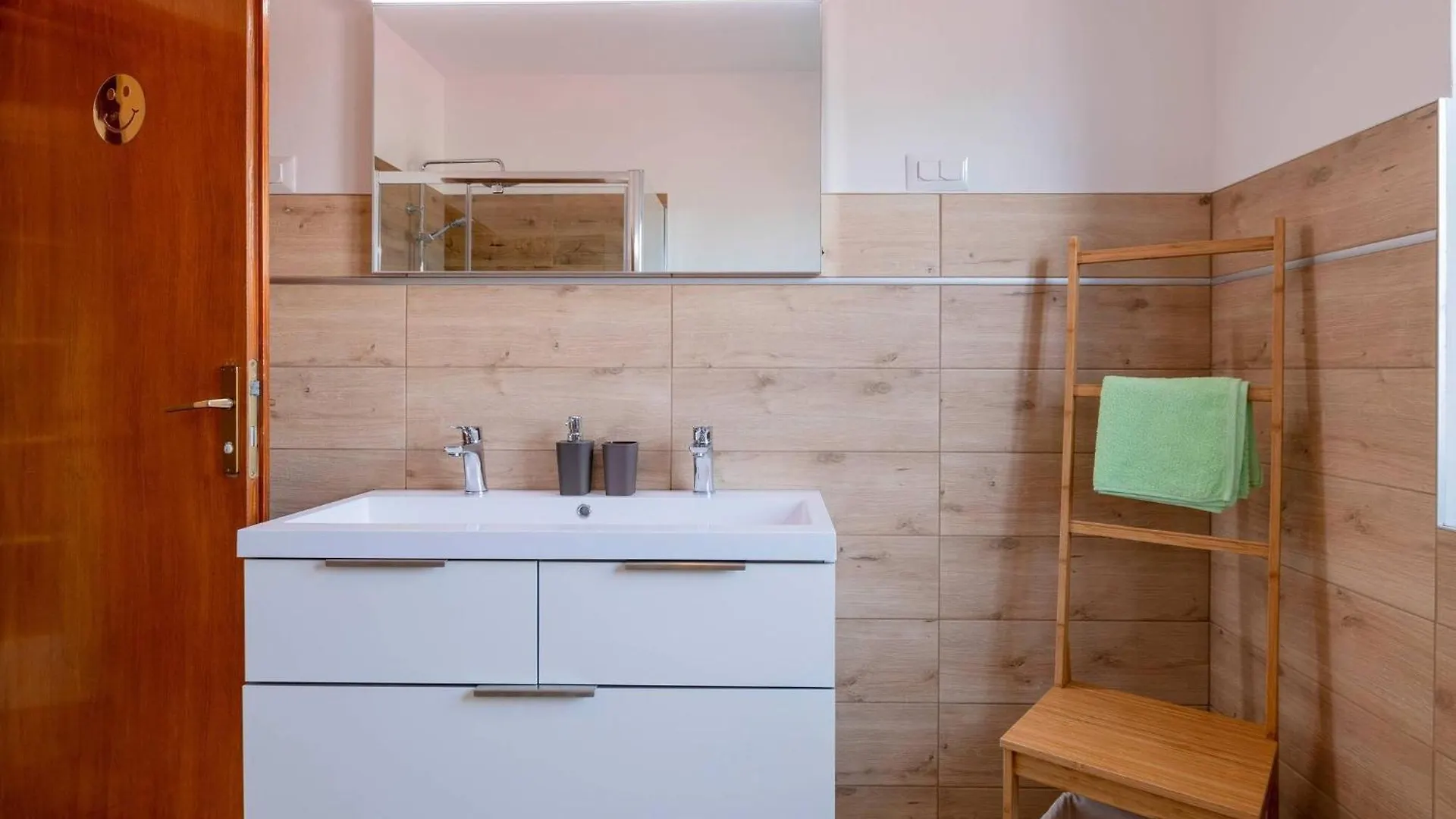 Rustic Villa Margerita With Pool In Porec Kastelir