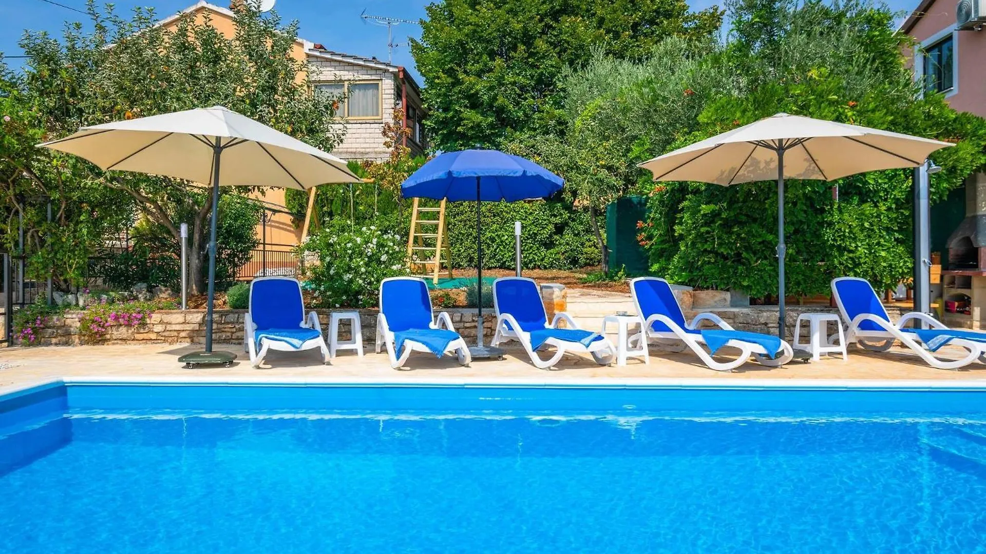 Rustic Villa Margerita With Pool In Porec Kastelir