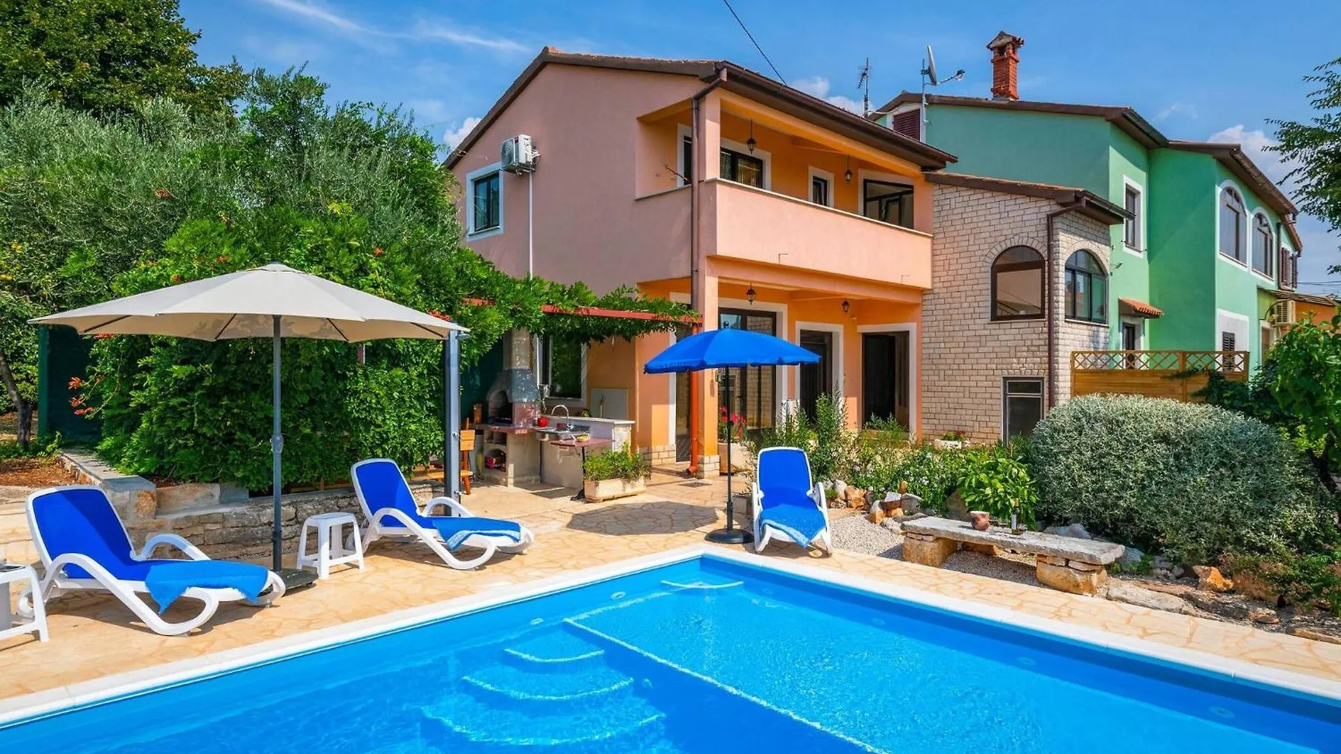 Rustic Villa Margerita With Pool In Porec Kastelir